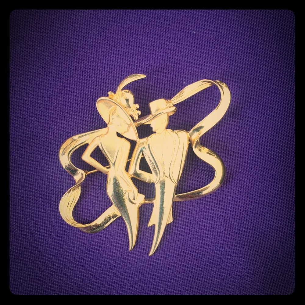 Vintage JJ 'Elegant Couple' Goldtone  Brooch